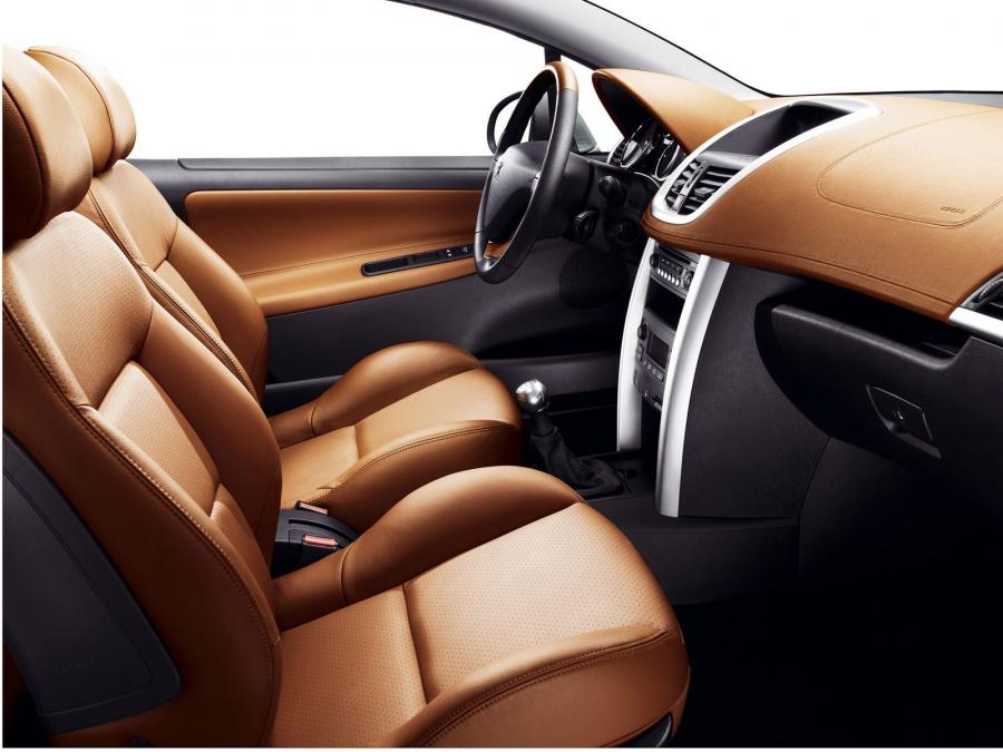  Peugeot 207 CC 2007 года  (фото 70 из 72)